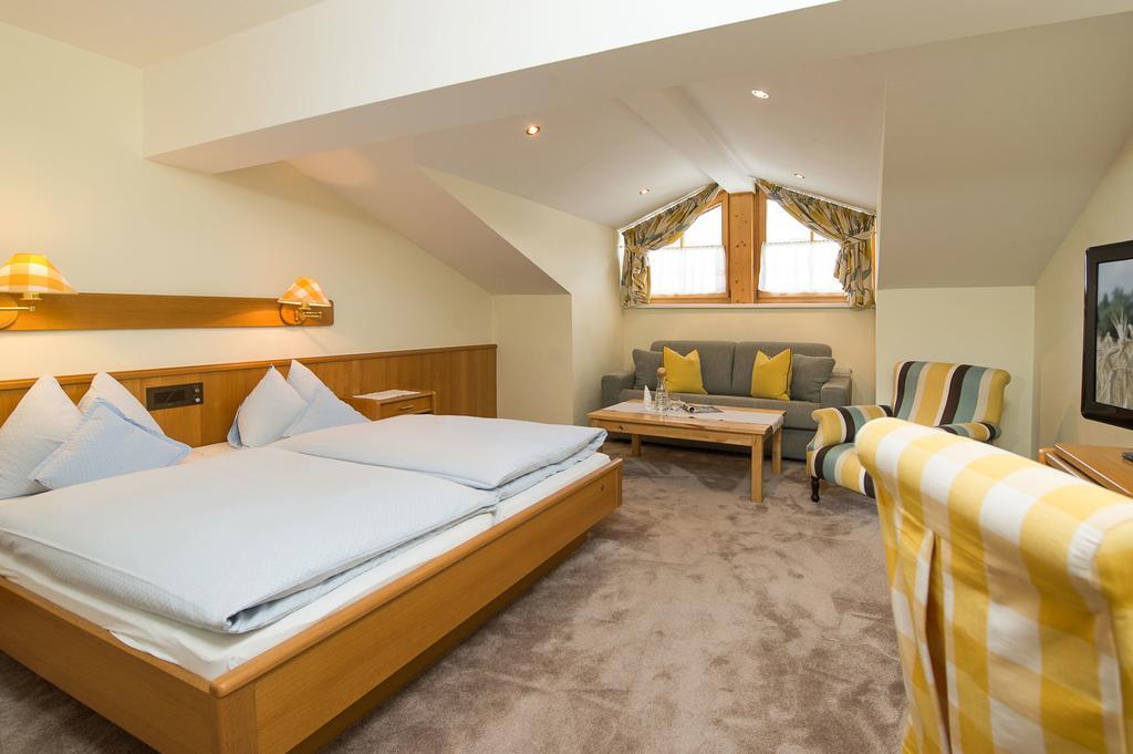 Pension Appartements Alpenblick Maria Alm am Steinernen Meer Exterior photo